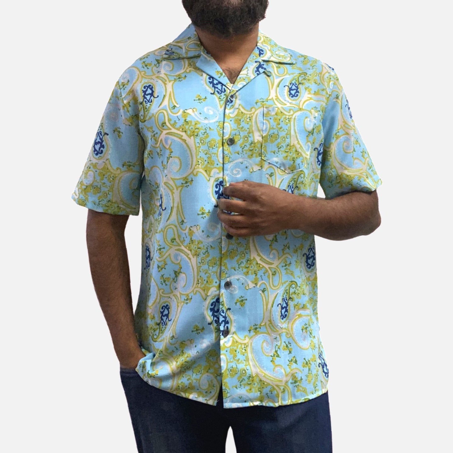 Mens summer paisley short sleeve button up shirt Mens summer paisley short sleeve button up shirt