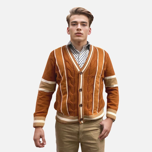 What Should You Wear Under a Men's Zip Cardigan? Avoiding Bulky Collars and Sleeves