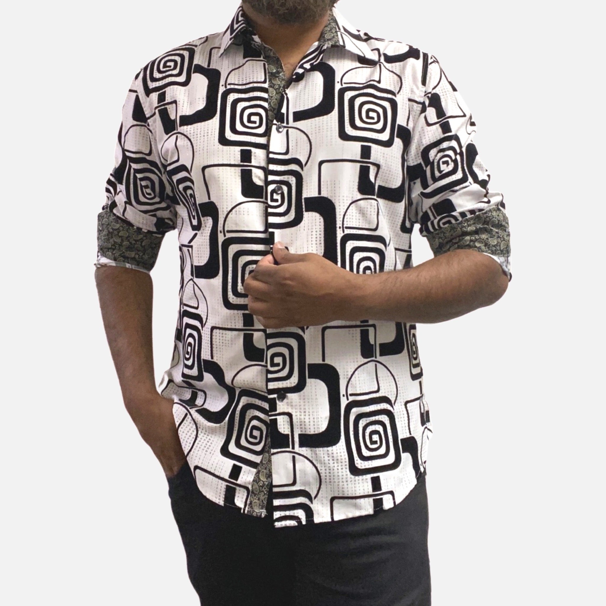 Mens shirt with contrast inner cuff trimming